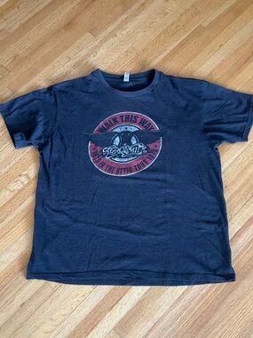 Aerosmith 'Walk This Way' Black Graphic Tee unisex Vintage Feel